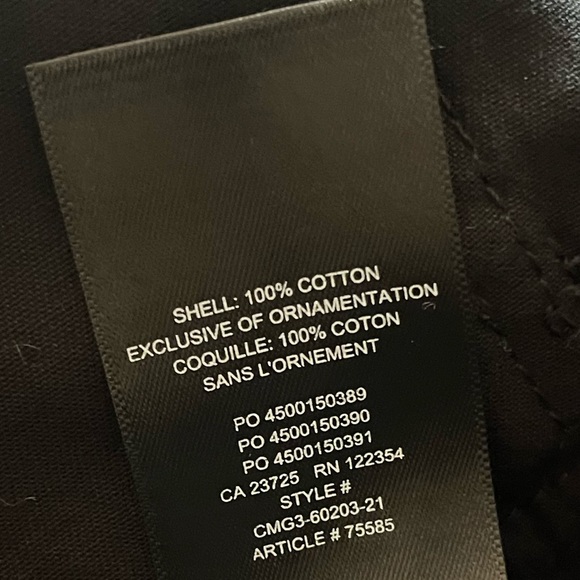 Aritzia TNA Cargo Short with Belt - Picture 5 of 5